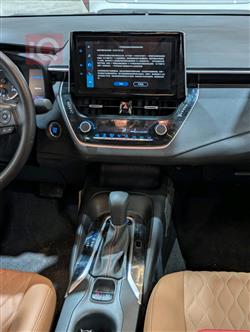 تۆیۆتا کۆرۆلا